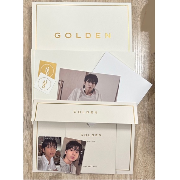 BTS Jungkook Golden (Solid ver.) - Picture 1 of 2